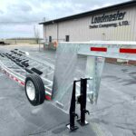 Custom boat trailer with gooseneck